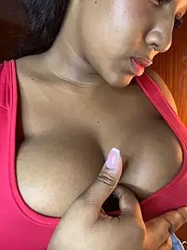 MissSammyC from StripChat is Freechat