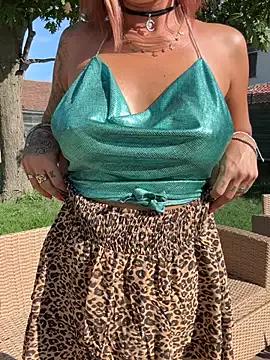 MissSilena from StripChat is Freechat