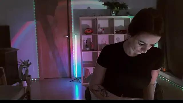 MissyDior8 from StripChat is Freechat