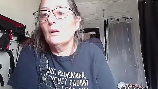 Mistress-Ivy51 from StripChat is Freechat