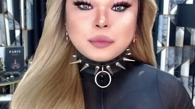 Mistress_CassieXX from StripChat is Freechat