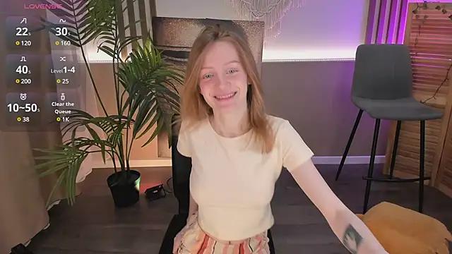 MollyCutiePie from StripChat is Freechat