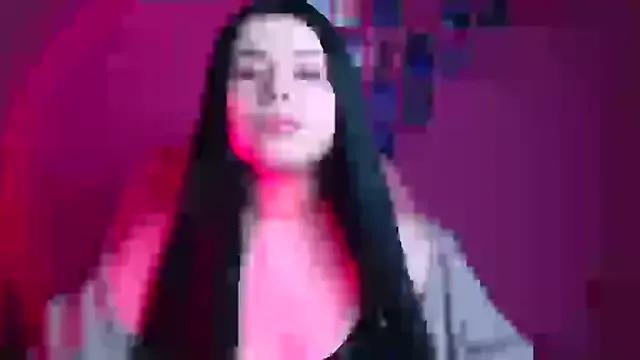 Mona_Esty from StripChat is Freechat
