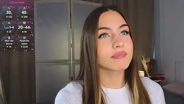 Teen sex cams free adult cams: check-out the satisfaction of conversing and c2c with our stunning models, who will teach you all about seduction and dreams with their smoking hot shapes.