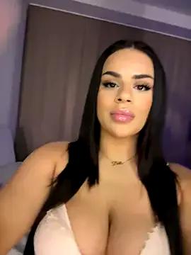 mrsbellanova from StripChat is Freechat
