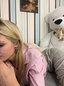 Teen sex cams free adult cams: check-out the satisfaction of conversing and c2c with our stunning models, who will teach you all about seduction and dreams with their smoking hot shapes.