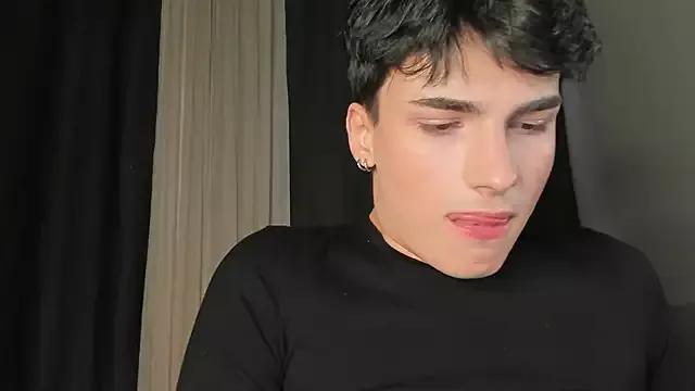 mystic_evan from StripChat is Freechat