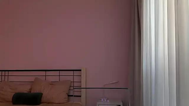 Naalani from StripChat