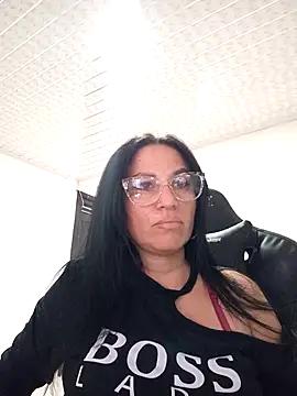 Nadia_samiri from StripChat is Freechat