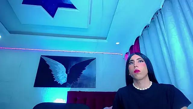 NahomiCamper from StripChat is Freechat