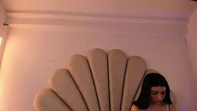 Teen sex cams free adult cams: check-out the satisfaction of conversing and c2c with our stunning models, who will teach you all about seduction and dreams with their smoking hot shapes.