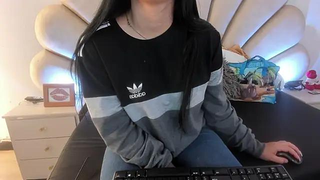 Teen sex cams free adult cams: check-out the satisfaction of conversing and c2c with our stunning models, who will teach you all about seduction and dreams with their smoking hot shapes.