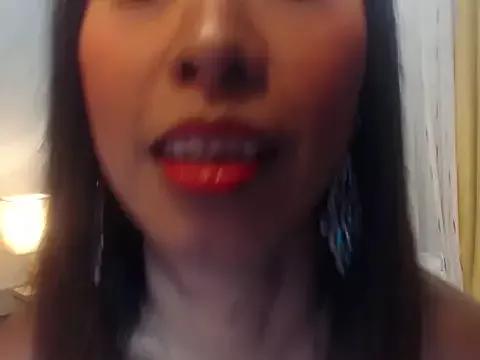 Nathalieheartt from StripChat is Freechat
