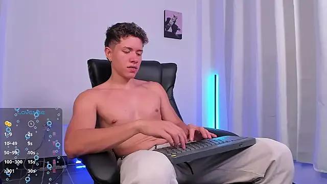 nathan_blake from StripChat is Freechat