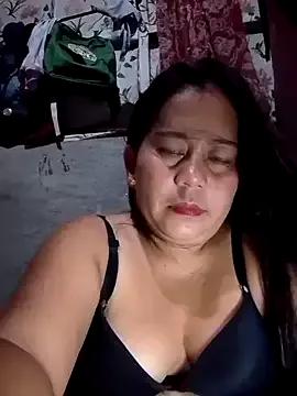naughty_kween from StripChat is Freechat