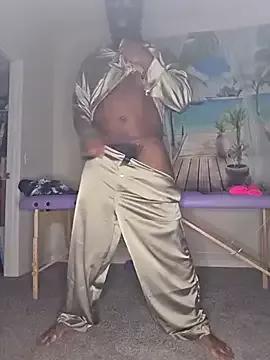 Photos of Naughtyhands242 from StripChat is Freechat