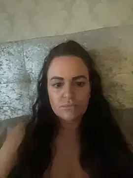 NaughtyMama69XX from StripChat is Freechat