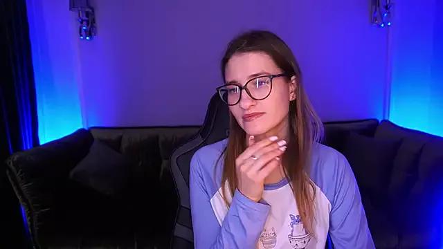 NaughtyNurseVibe from StripChat is Freechat