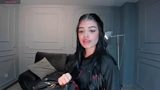 NiaMiller_ from StripChat is Freechat