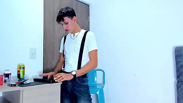 Teen sex cams free adult cams: check-out the satisfaction of conversing and c2c with our stunning models, who will teach you all about seduction and dreams with their smoking hot shapes.