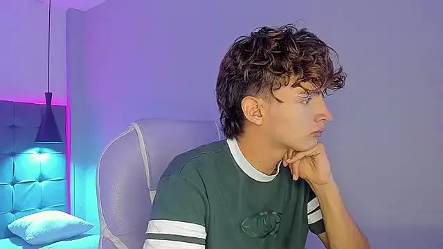 Teen sex cams free adult cams: check-out the satisfaction of conversing and c2c with our stunning models, who will teach you all about seduction and dreams with their smoking hot shapes.