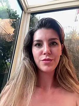 nicole_98 from StripChat is Freechat