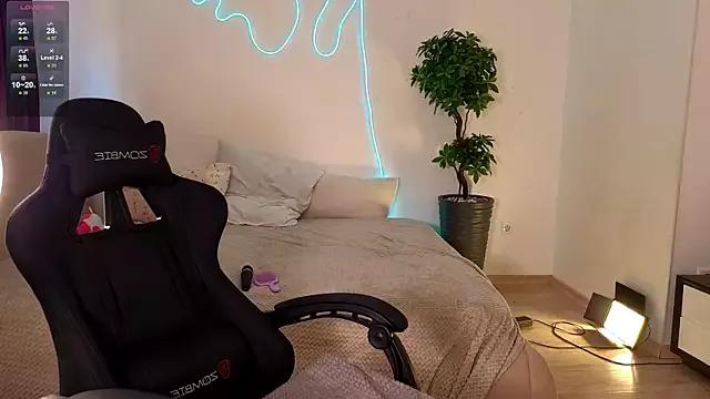 Teen sex cams free adult cams: check-out the satisfaction of conversing and c2c with our stunning models, who will teach you all about seduction and dreams with their smoking hot shapes.