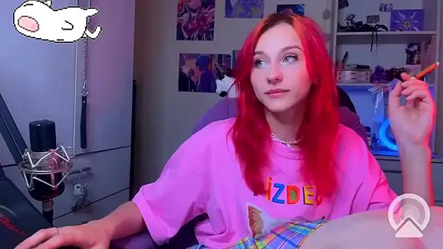 Nicole_Wildfire from StripChat is Freechat