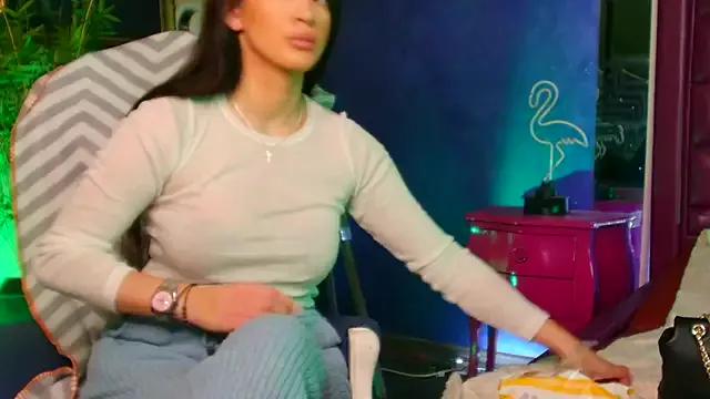 Teen sex cams free adult cams: check-out the satisfaction of conversing and c2c with our stunning models, who will teach you all about seduction and dreams with their smoking hot shapes.