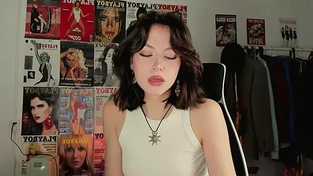 Teen sex cams free adult cams: check-out the satisfaction of conversing and c2c with our stunning models, who will teach you all about seduction and dreams with their smoking hot shapes.