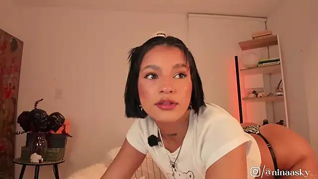 Teen sex cams free adult cams: check-out the satisfaction of conversing and c2c with our stunning models, who will teach you all about seduction and dreams with their smoking hot shapes.