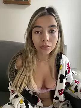 ninfsexy from StripChat is Freechat