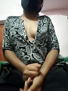 Noghtygirl from StripChat is Freechat