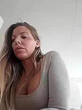 Photos of Nova-Lee from StripChat is Freechat