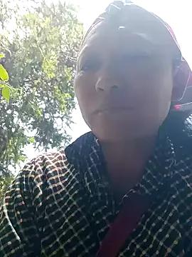 nui-show from StripChat is Freechat