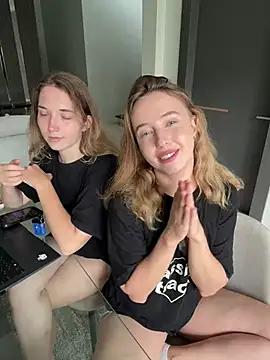 Teen sex cams free adult cams: check-out the satisfaction of conversing and c2c with our stunning models, who will teach you all about seduction and dreams with their smoking hot shapes.