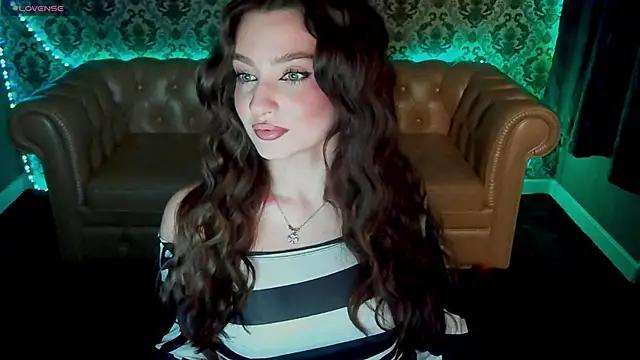 OceanEyessss_ from StripChat is Freechat