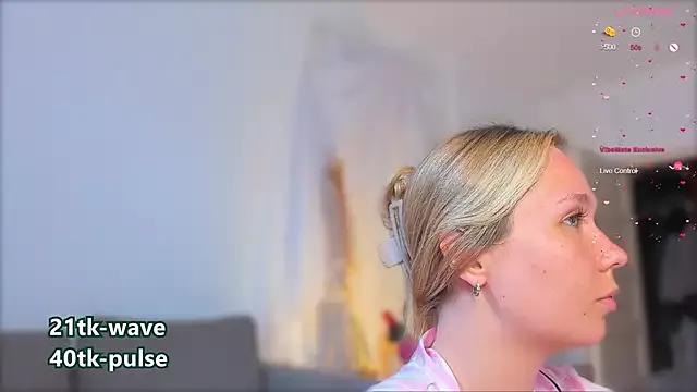 Teen sex cams free adult cams: check-out the satisfaction of conversing and c2c with our stunning models, who will teach you all about seduction and dreams with their smoking hot shapes.