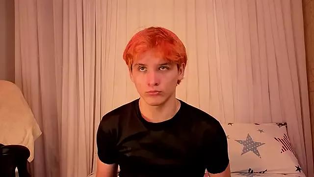 oliver_big19 from StripChat is Freechat