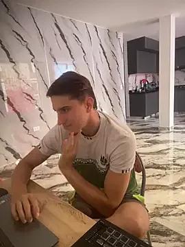 oliver_Lz from StripChat is Freechat
