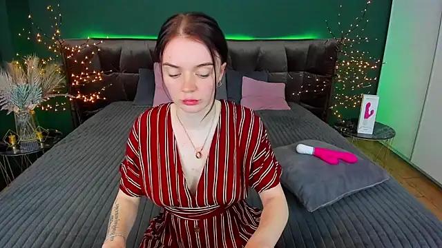 Olivia__Li from StripChat is Freechat
