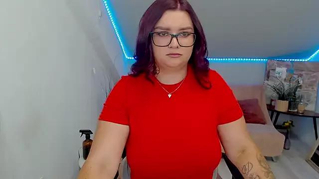 OliviaMyllers from StripChat is Freechat