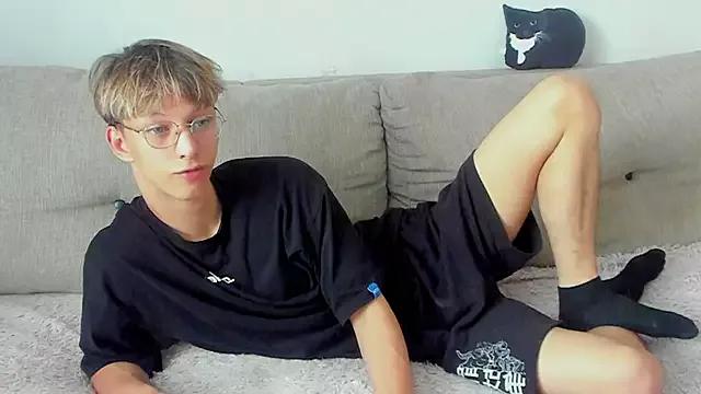 Teen sex cams free adult cams: check-out the satisfaction of conversing and c2c with our stunning models, who will teach you all about seduction and dreams with their smoking hot shapes.