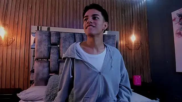 Teen sex cams free adult cams: check-out the satisfaction of conversing and c2c with our stunning models, who will teach you all about seduction and dreams with their smoking hot shapes.