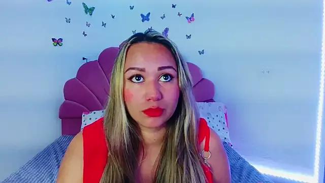 paula_brausin_ from StripChat is Freechat