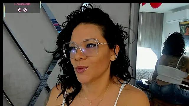 Teen sex cams free adult cams: check-out the satisfaction of conversing and c2c with our stunning models, who will teach you all about seduction and dreams with their smoking hot shapes.