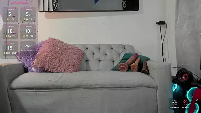 Teen sex cams free adult cams: check-out the satisfaction of conversing and c2c with our stunning models, who will teach you all about seduction and dreams with their smoking hot shapes.