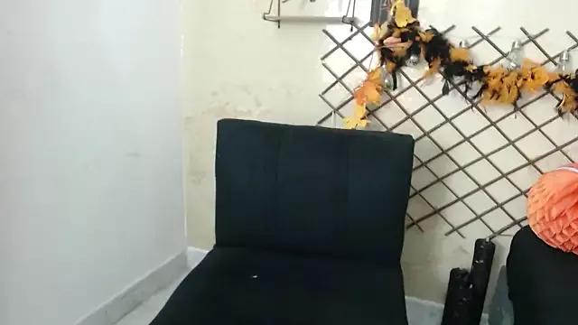 Perla_stonex from StripChat is Freechat