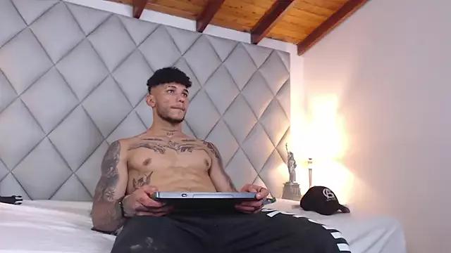 Photos of Perseo_Avila from StripChat is Private