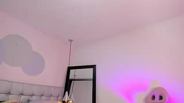 Teen sex cams free adult cams: check-out the satisfaction of conversing and c2c with our stunning models, who will teach you all about seduction and dreams with their smoking hot shapes.